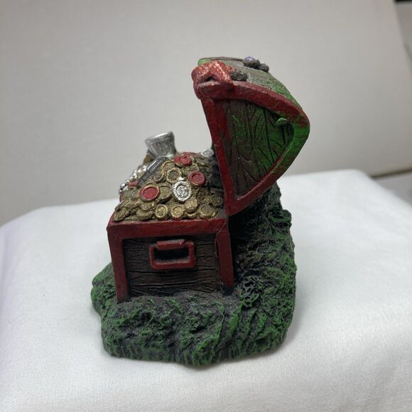 Top Fin Small Treasure Chest Aquarium Decoration Open w/ pearls, coins, weapons - Picture 2 of 10